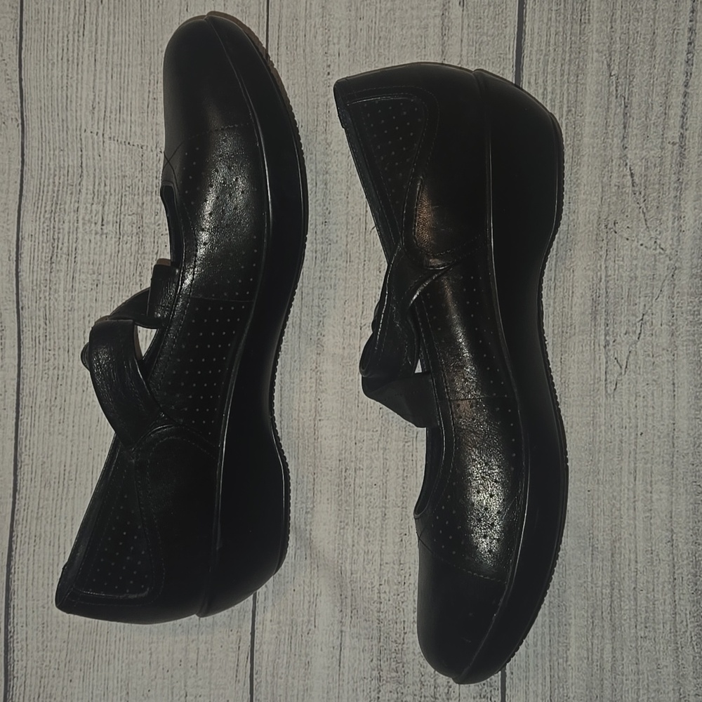 Dansko Women's Deidra Mary Jane Leather Flats Black Size EU 38 - Picture 3 of 9